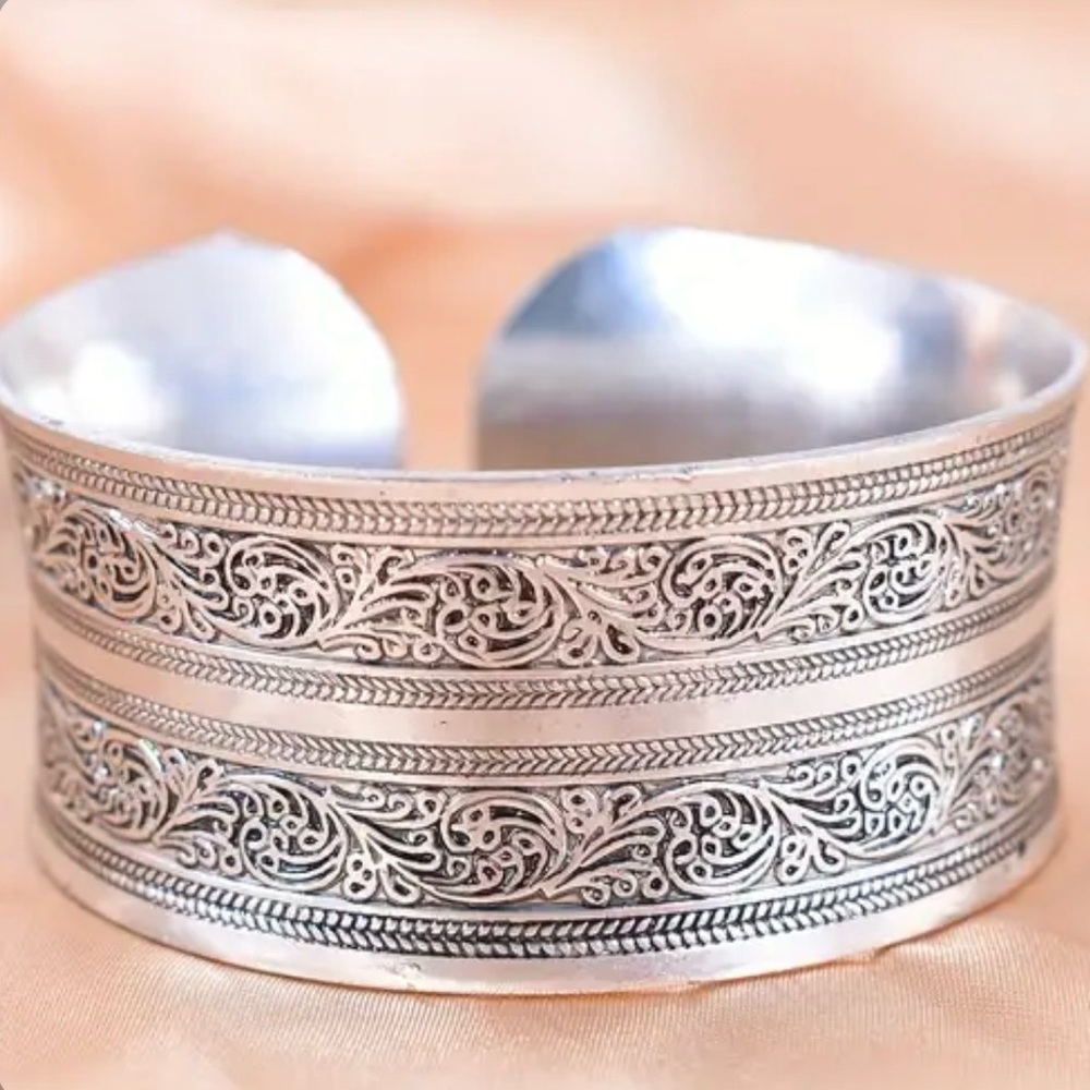 Bohemian Style Wide Bangle Cuff Open Bracelet Wristband